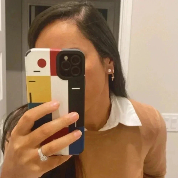 Pearl stud earring | Classic Jewelry | Waterproof Jewelry | Statement Jewelry - Picture 3 of 3